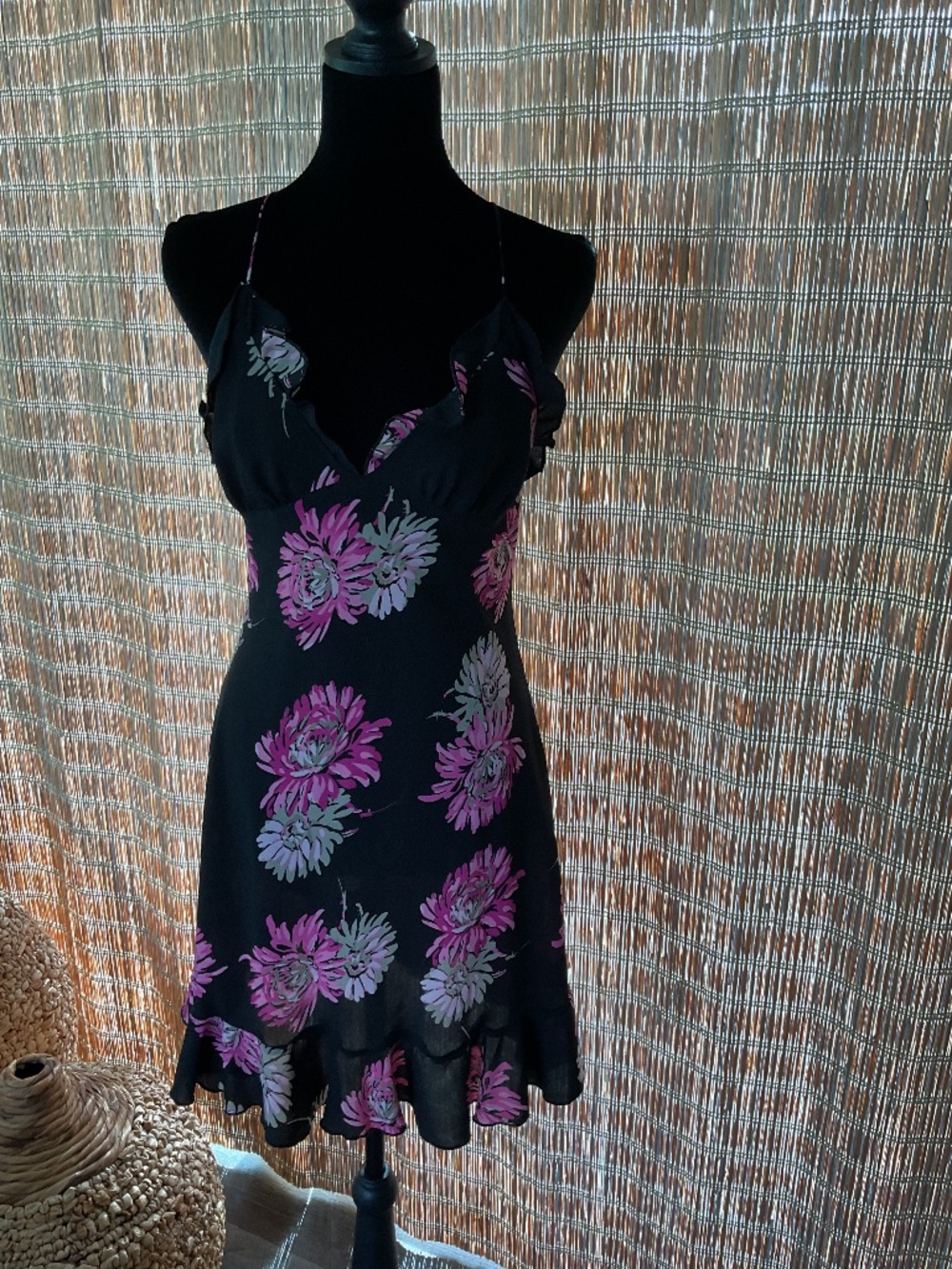 Anne Klein Intimates Floral Chrysanthemum Black Nightgown and Matching Robe
